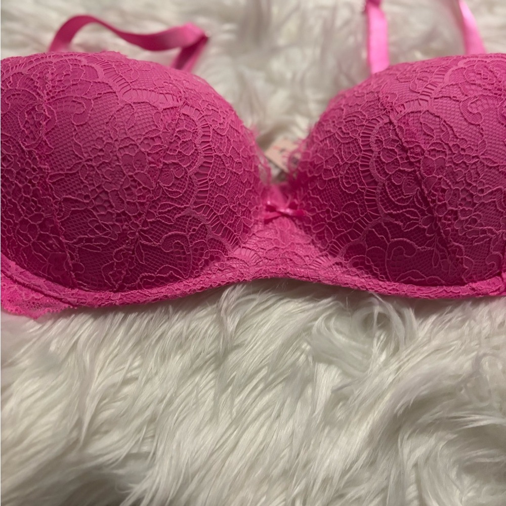 Victoria’s Secret bra